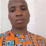 Professeur particulier soutenant les cours